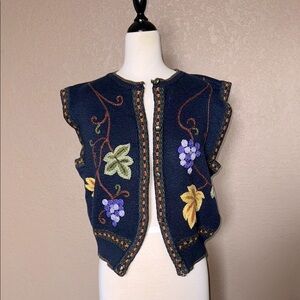 Cullinane Embroidered Vest with Floral Design